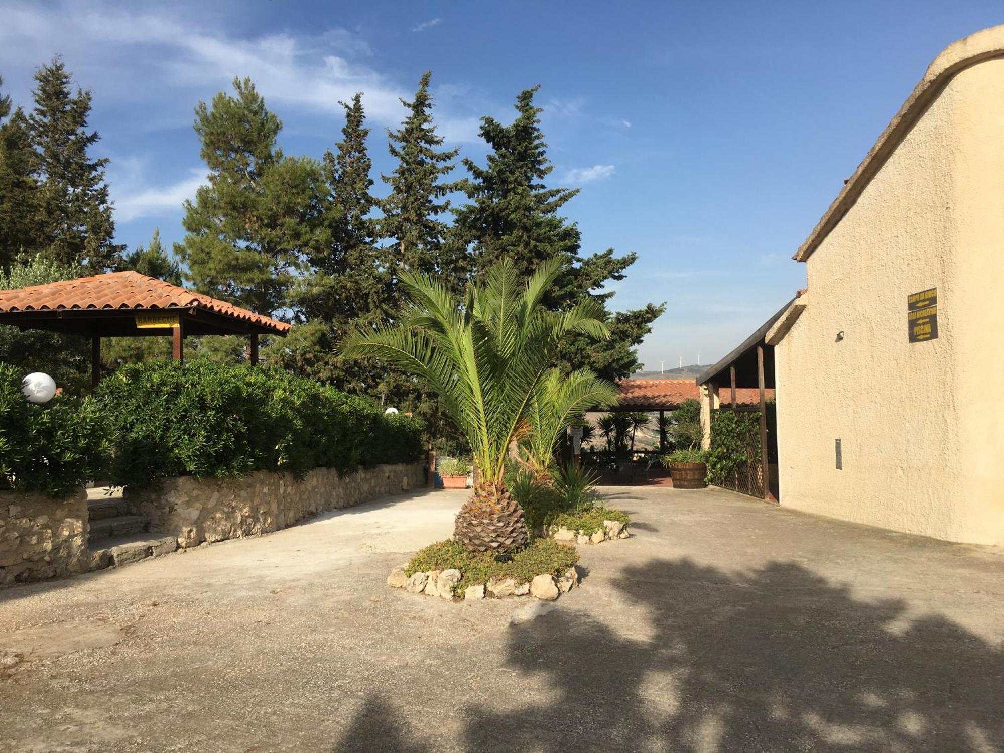 Agriturismo Bellajo - Ville Rustiche Con Piscina Agrigento Exterior photo