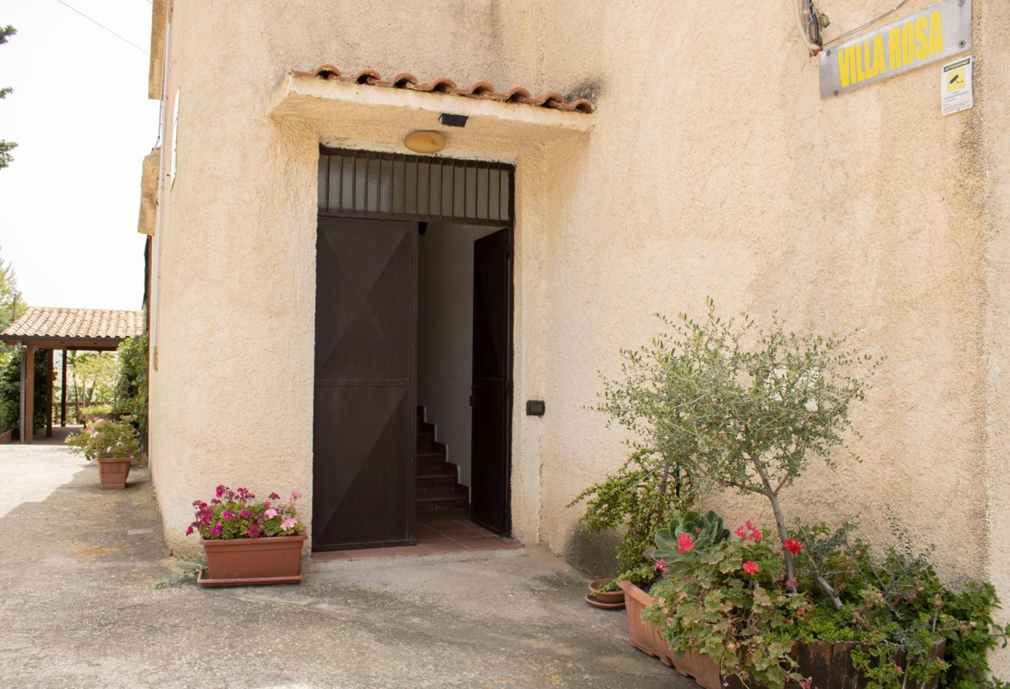 Agriturismo Bellajo - Ville Rustiche Con Piscina Agrigento Exterior photo