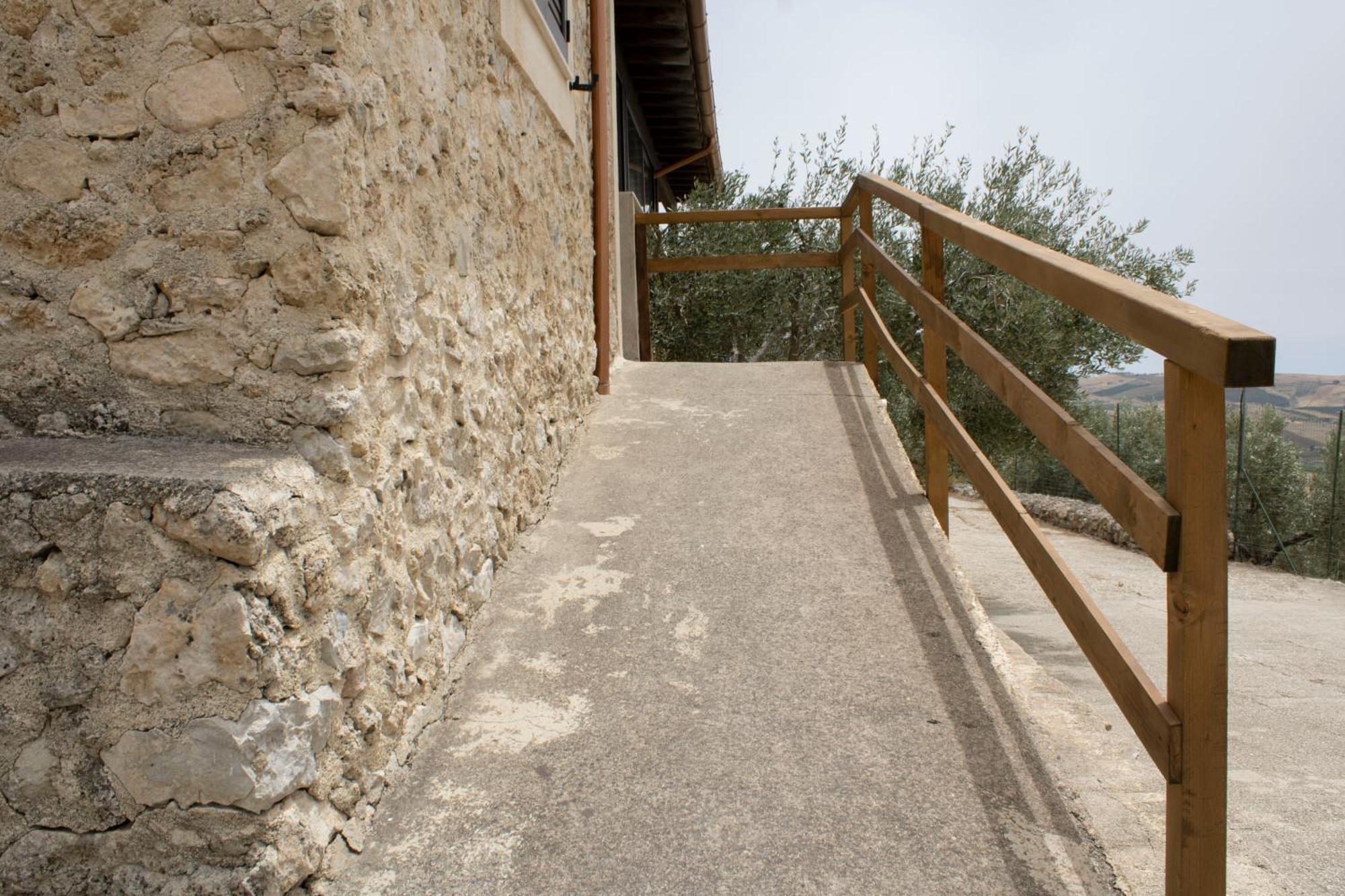 Agriturismo Bellajo - Ville Rustiche Con Piscina Agrigento Exterior photo